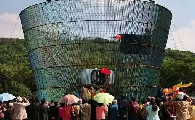 鐵壁飛車